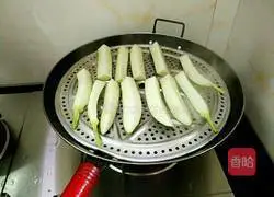 Steamed eggplant.Illustration of how to make it 2
