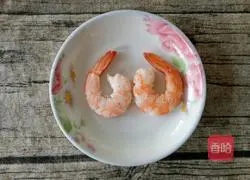 Illustration of how to make steamed eggs with shrimps 6