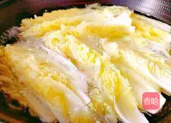 Illustration of how to make Garlic Vermicelli and Baby Cabbage 5