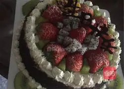 Strawberry Cream Cake (Eight Inch) Recipe Illustration 10