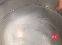 Illustration of how to make steamed fresh squid with garlic vermicelli 1