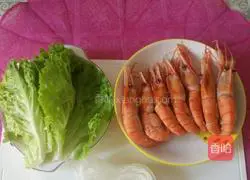 Illustration of how to make golden anchovy shrimp 1