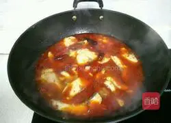 Illustration of how to make boiled fish 17