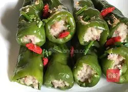 Illustration of how to make green pepper stuffed meat 12