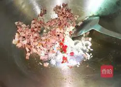 Illustration of how to make bacon mashed potatoes 7