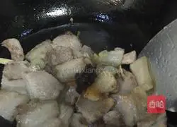 Lotus root twice-cooked pork recipe illustration 6