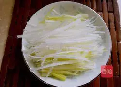 Illustration of how to make authentic spring cakes in old Beijing 14