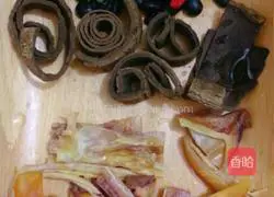 Illustration of how to make southern Fujian black beans, eucommia, squid and stewed pig tail 3