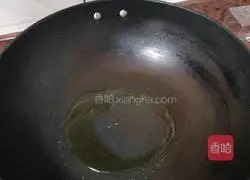 Celery fried meat Practice illustration 2