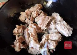 Illustration of how to make braised pork ribs with fermented bean curd sauce 4