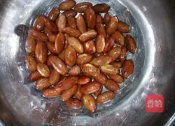 Illustration of how to make Kung Pao Chicken (mildly spicy) 4