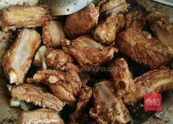 Illustration of Northeastern stew in one pot 3