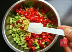 Illustration of homemade sour beans 6