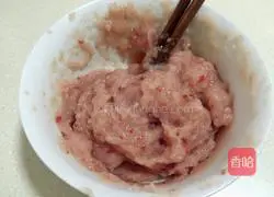 Illustration of how to make homemade fish balls 2