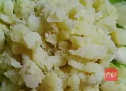Illustration of how to make fried mashed potatoes 5
