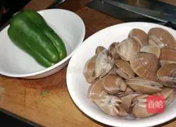 Illustration of how to make green pepper and yellow clam 1