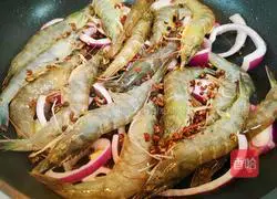 Illustration of how to make boiled shrimp 6