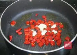 Illustration of how to make spicy chicken 5