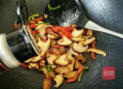 Illustration of how to make fried meat with mushrooms 9