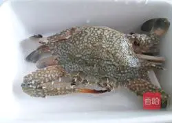 Illustration of how to make fried crab with onion and ginger 1