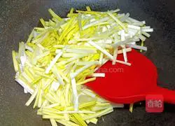 Illustration of how to make garlic-yellow fried squid tentacles 8