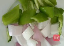 Illustration of home-style twice-cooked pork 7