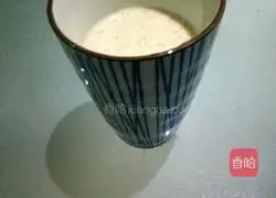 Illustration of how to make banana and kiwi mousse 4