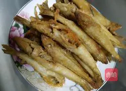 Illustration of how to make fried sardines 4