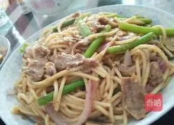 Illustration of Beef Stir-fried Spaghetti 7
