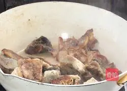 Illustration of how to make dry pot cured fish 8