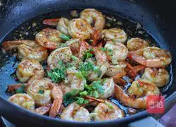 Garlic black pepper anchovy shrimp recipe 7