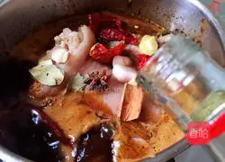 Illustration of how to make pork elbows in sauce 6