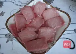 Illustration of how to make Northeastern pot-wrapped pork 1