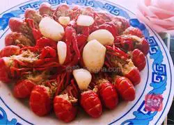 Illustration of how to make thirteen-spice lobster 9