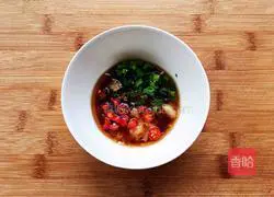 Illustration of how to make garlic and eggs 7