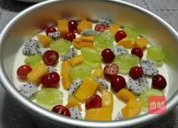 Illustration of how to make matcha jelly mousse 18