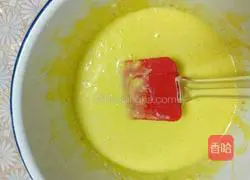 Strawberry Cream Cake Roll Recipe Illustration 3