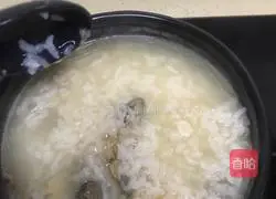 Illustration of how to make seafood porridge 5