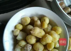 Illustration of how to make scallion mashed potatoes 2