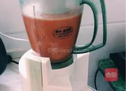 Illustration of homemade tomato sauce without additives 3