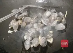 Illustration of how to make Tom Yum Gong with sixty armors 4