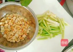 Illustration of how to make spicy crab with twist 3