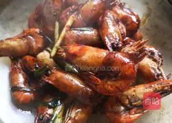 Braised Macrobrachium in oil Illustration of how to do it 9