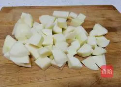 Illustration of how to make mashed potatoes 1