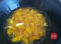 Illustration of how to make shredded sweet potatoes 4