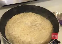 Hunan Pork Soup Noodles Recipe Illustration 7