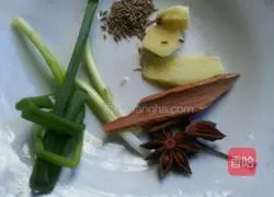 Illustration of braised chicken nuggets 3