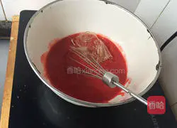 Strawberry Mousse Recipe Illustration 4