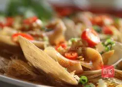 Illustration of how to steam geoduck vermicelli 11