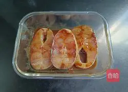 Illustration of how to make sauce-flavored tinfoil grilled fish 6